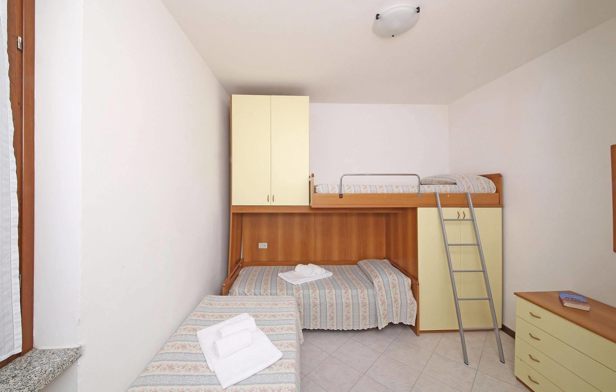 Residence Primera Rompala, Gtsgroup ティニャーレ エクステリア 写真